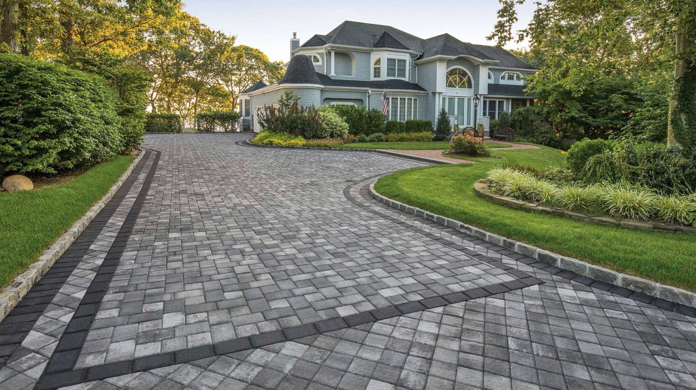 photo of paver driveway